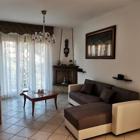 Appartement Il Tulipano à San Bartolomeo Al Mare Extérieur photo