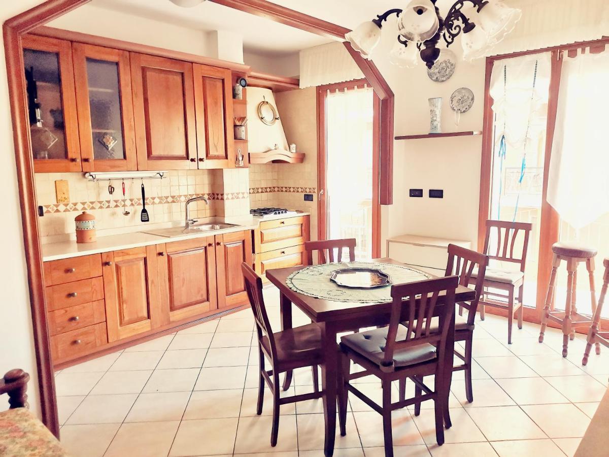 Appartement Il Tulipano à San Bartolomeo Al Mare Extérieur photo
