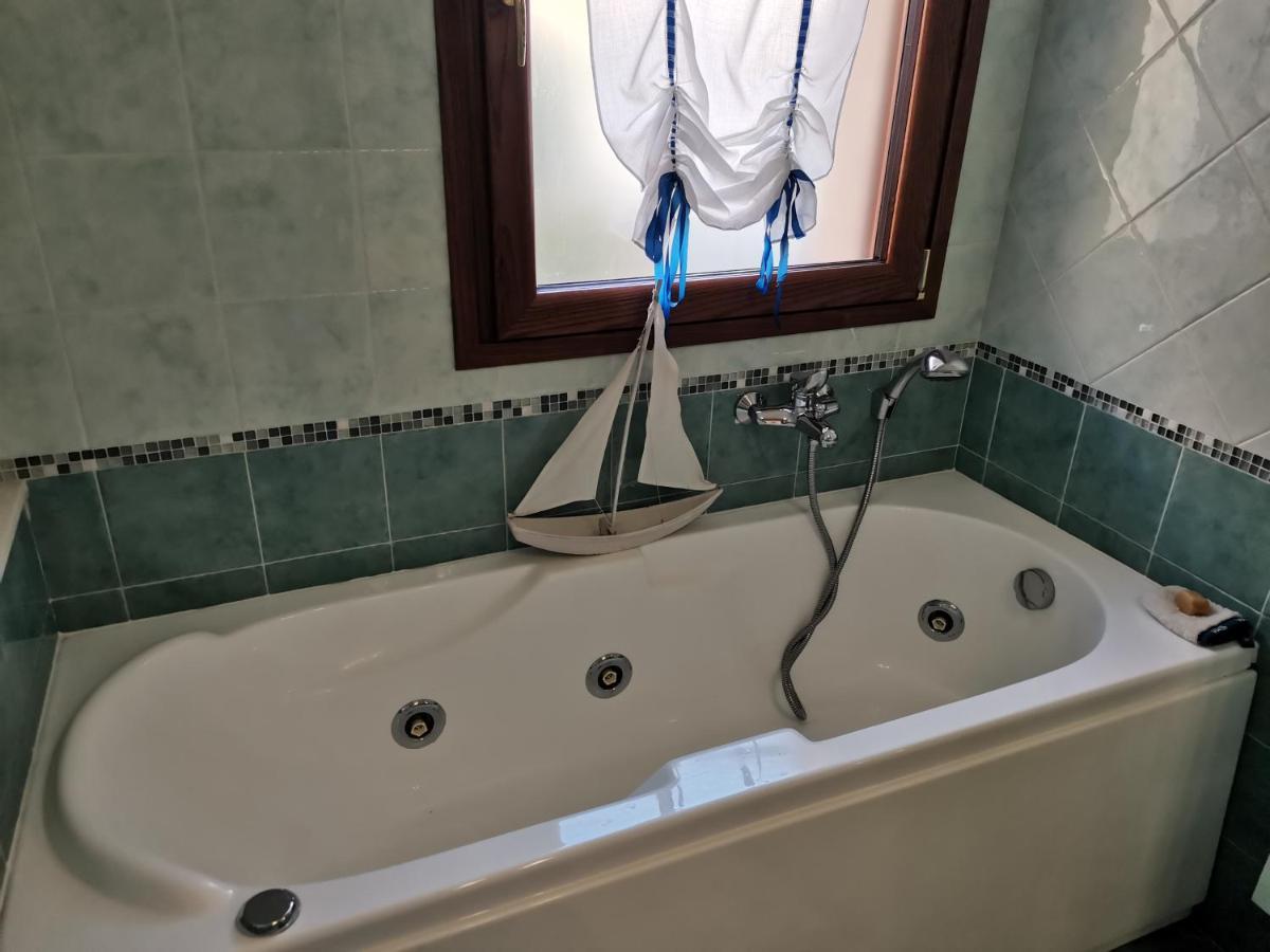 Appartement Il Tulipano à San Bartolomeo Al Mare Extérieur photo