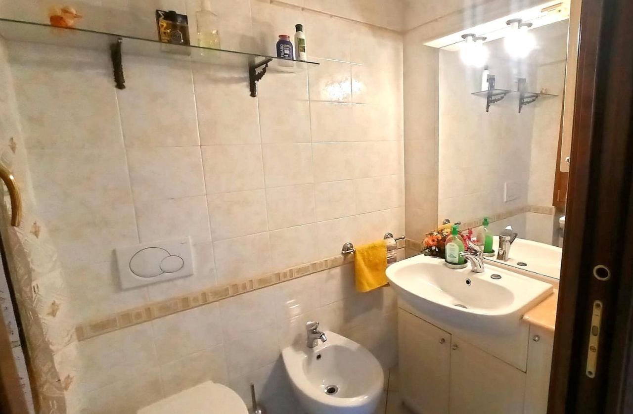 Appartement Il Tulipano à San Bartolomeo Al Mare Extérieur photo